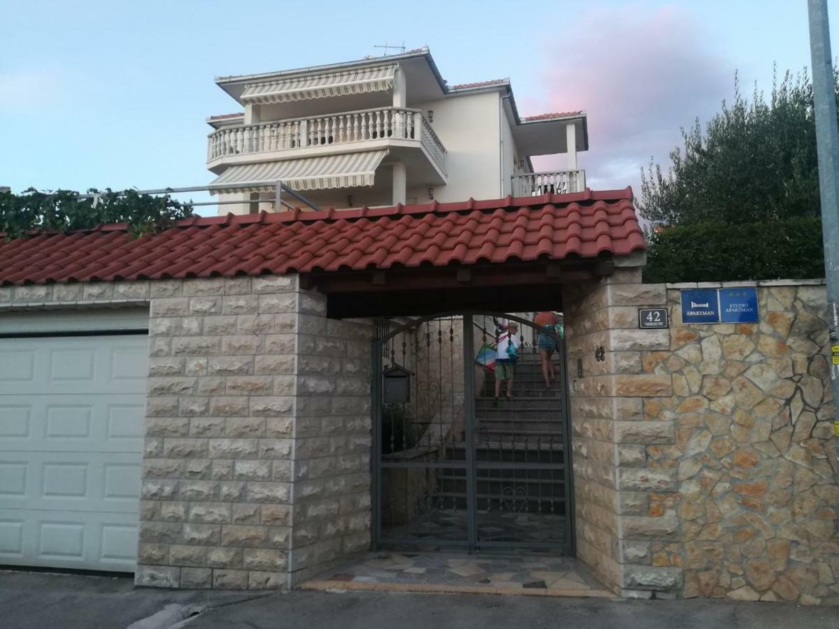 Apartmani Jureta أوكغوك غورنيي المظهر الخارجي الصورة